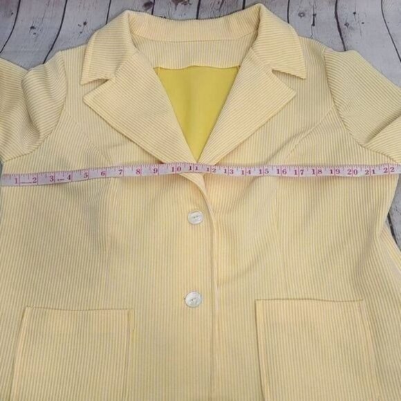 Vintage 70s Yellow White Striped Preppy Blazer - Picture 6 of 10